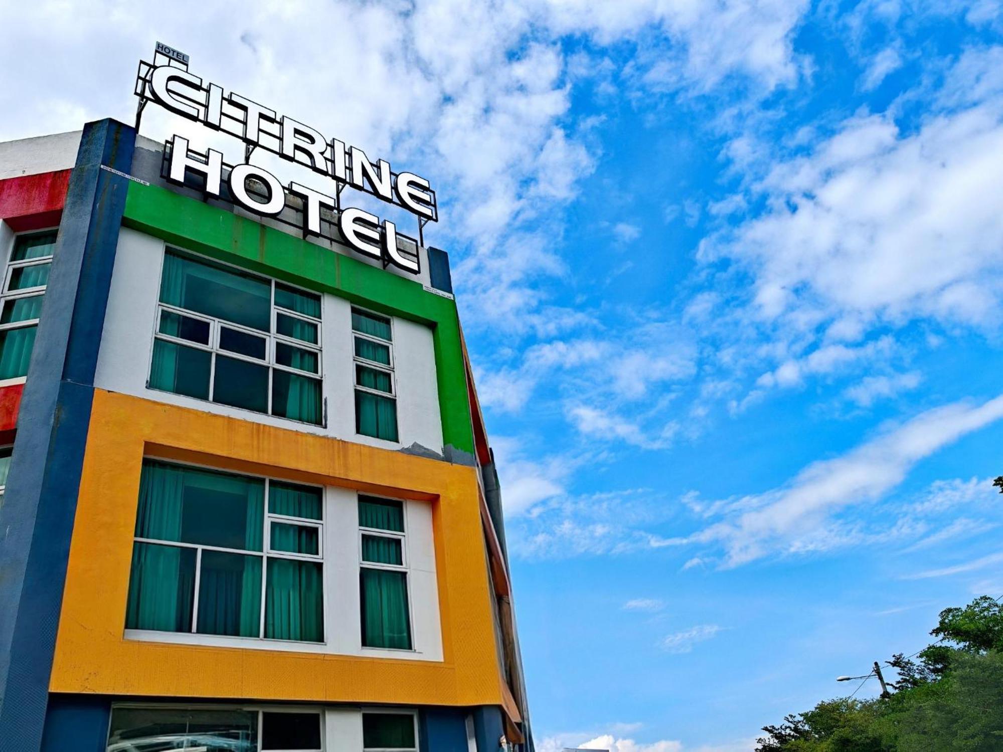 D' Art Gallery Hotel Seri Iskandar Exterior foto